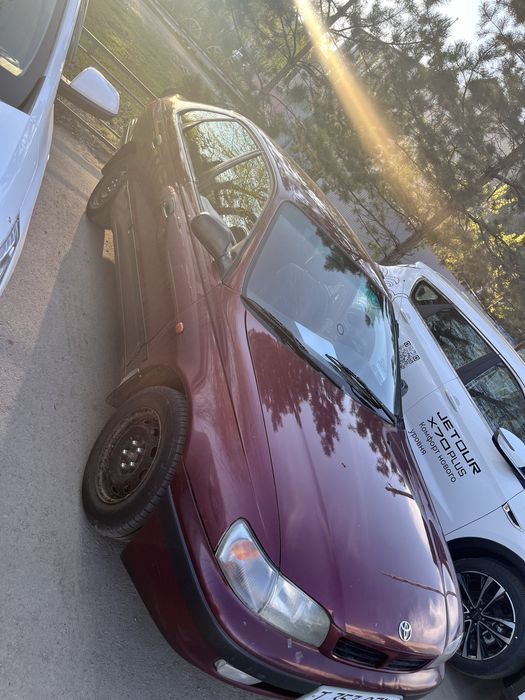 Продам машину Toyota Carina E
