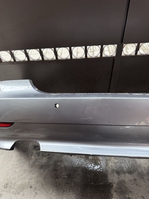 Продавам задна броня преди фейс за е60