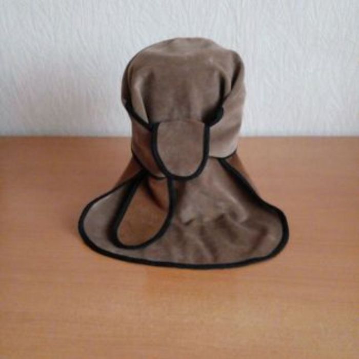 БАНДАНА!!! НОВАЯ!!!  Утепленная! Из велюра-замши.