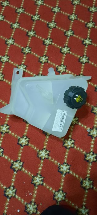 Продам расширительный бачок ВАЗ