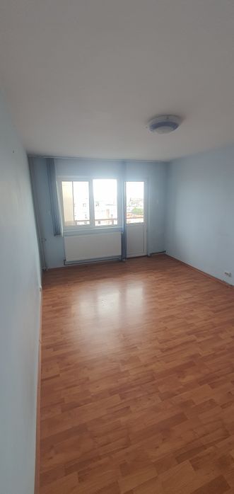 Vand apartament decomandat 2 camere Ploiesti Vest/Marasesti