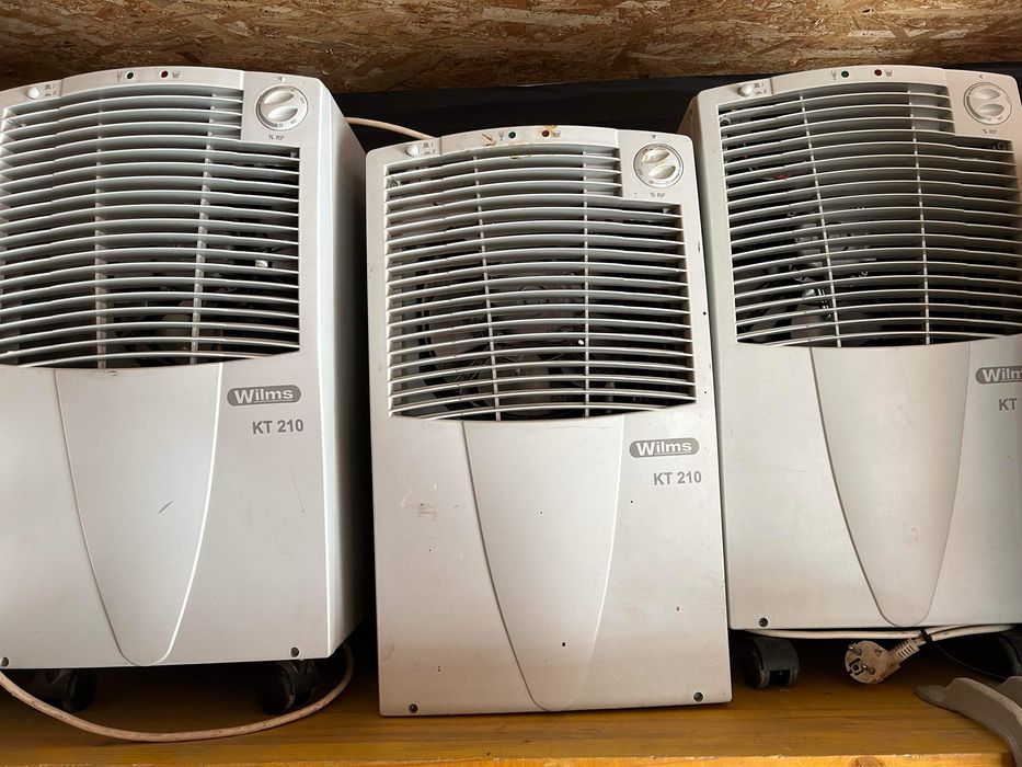 Vand dezumidificatoare