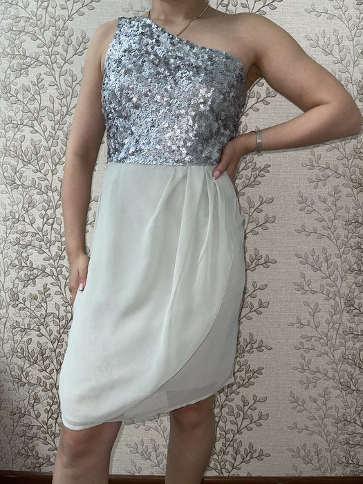 Платье со стразами шифон брендовое новое из италии