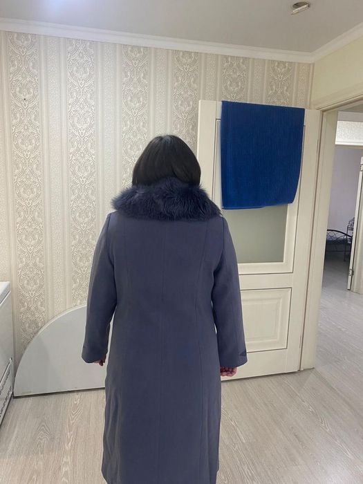 Продам пальто демисезонное
