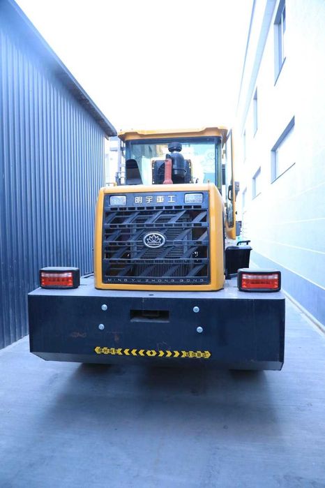 Вилочный погрузчик (Внедорожник 4х4) 3-3,5 тонна 3-4,5 метр В НАЛИЧИИ!