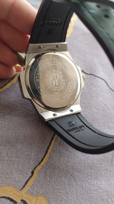 Продам часы мужские