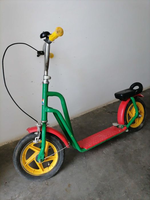 Trotineta Ketler model retro, din anii '90