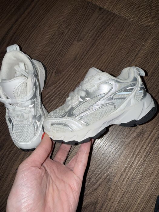 Детски маратонки Nike Force 1, Adidas Ozweego, Zara