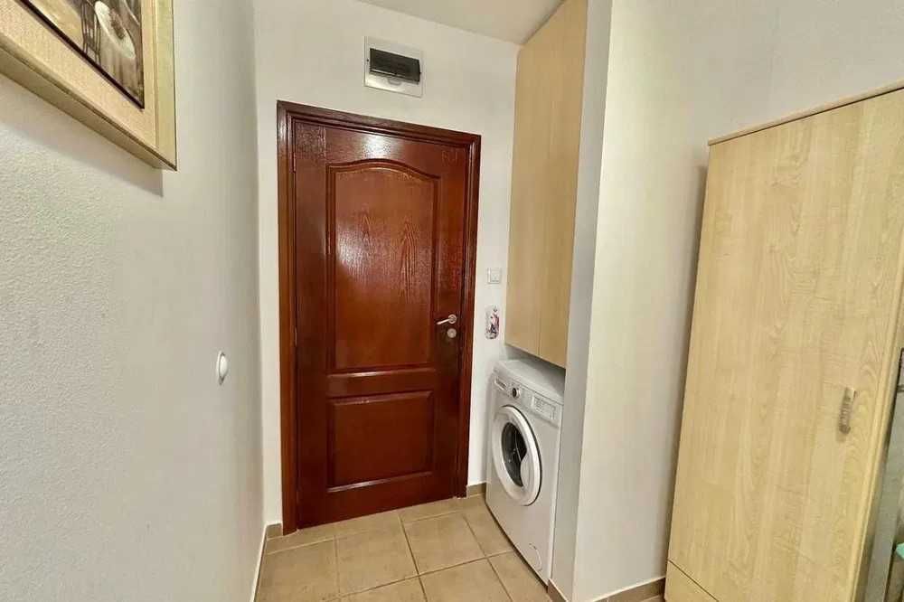 Дава се под наем Двустаен апартамент в к.к. Слънчев бряг - 65 кв.м за 127.5 € - Снимка #6