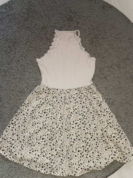 Дамски рокли различни модели