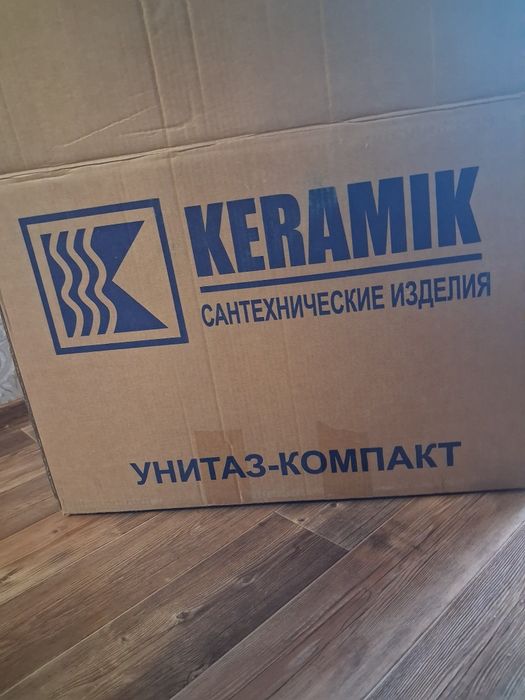 Продам унитаз в сборе с бочком