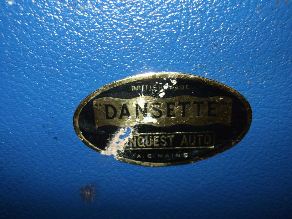 Уникален, работещ ретро грамофон