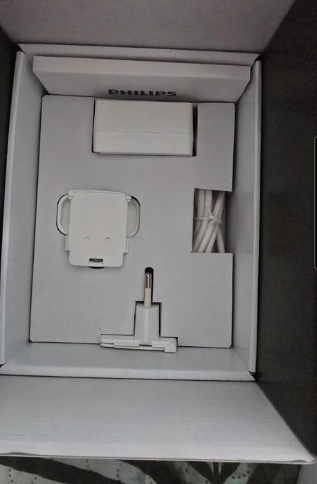 Pachet 2 becuri si bridge Philips hue nou