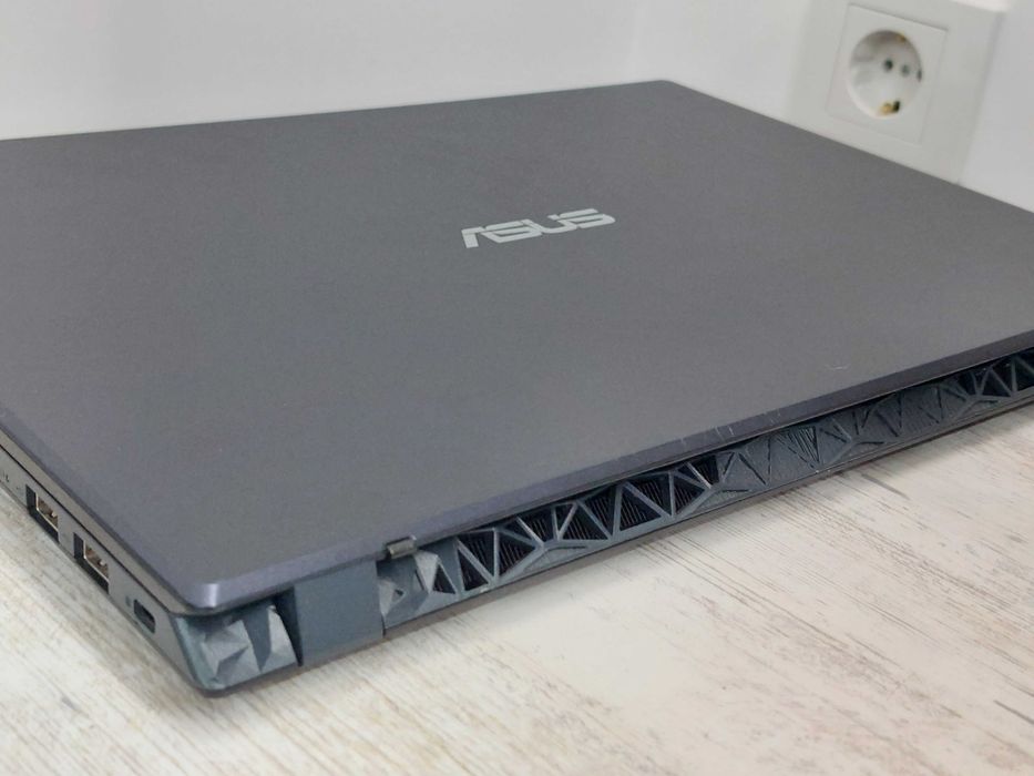 8GB RAM GTX 1050 512GB SSD Core i5-8300H 15.6" FULL HD геймърски лаптоп Asus Vivobook F571GD