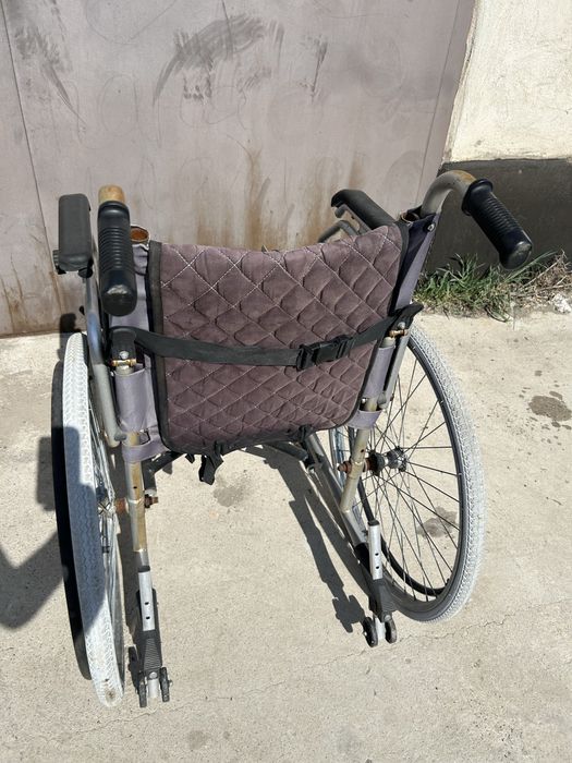 Каляска инвалидная