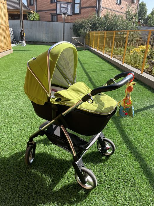 Коляска 2 в 1, в хорошем состоянии
