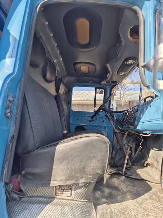 Yuk o'zi ag'daruvchi