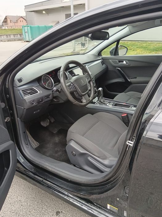 Vând Peugeot 508