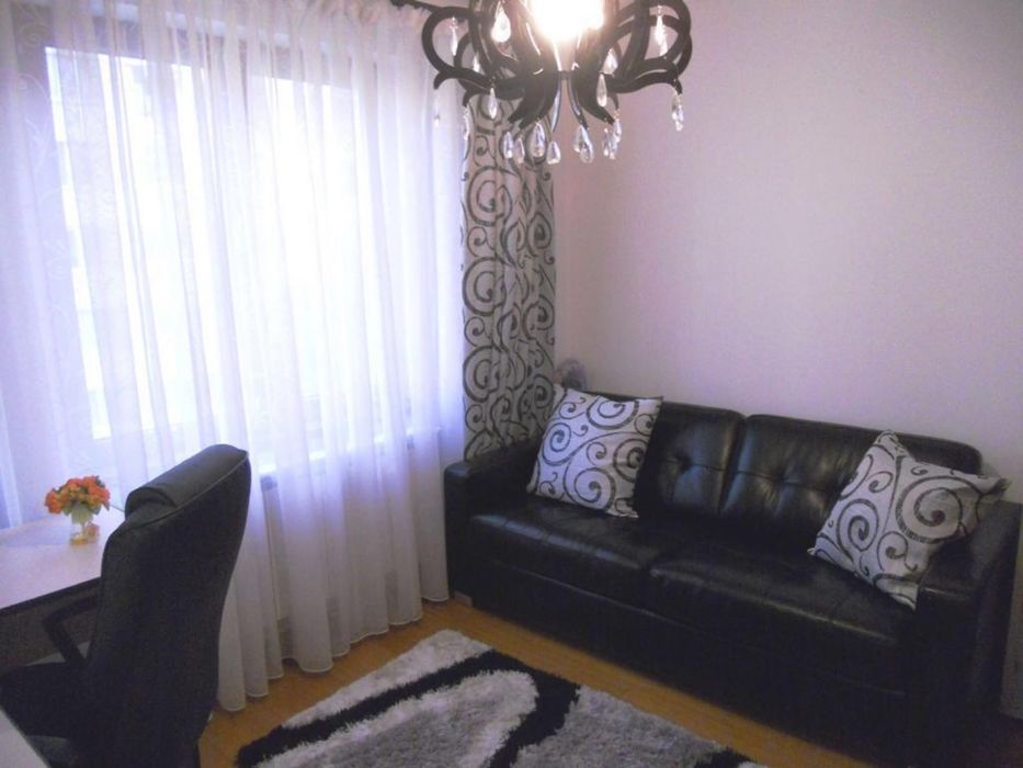 Vand apartament 3 camere