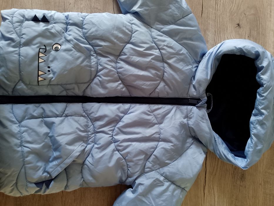 Продам две зимние куртки на мальчика