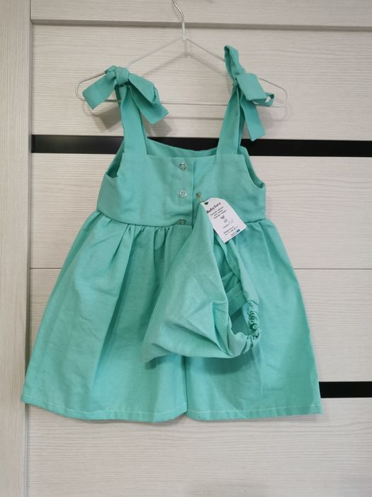 Продам нарядные платья