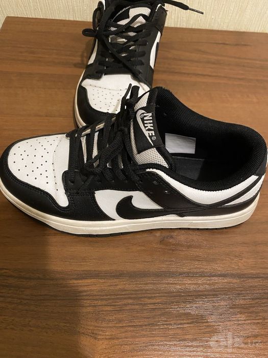 Кроссовки Nike и кеды