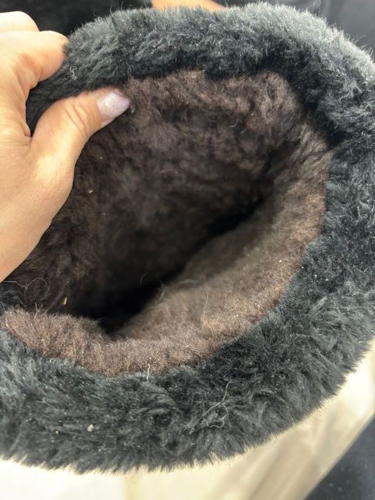 Продам унты натуральный