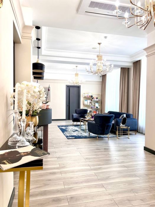 Сдается офисное помещение, ориентир: Институт Дипломатии, 228м²