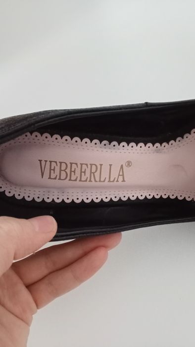 Продам туфли женские