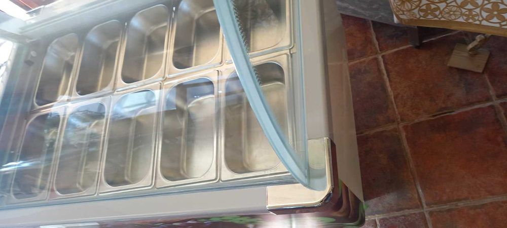 Студена витрина 10 тави