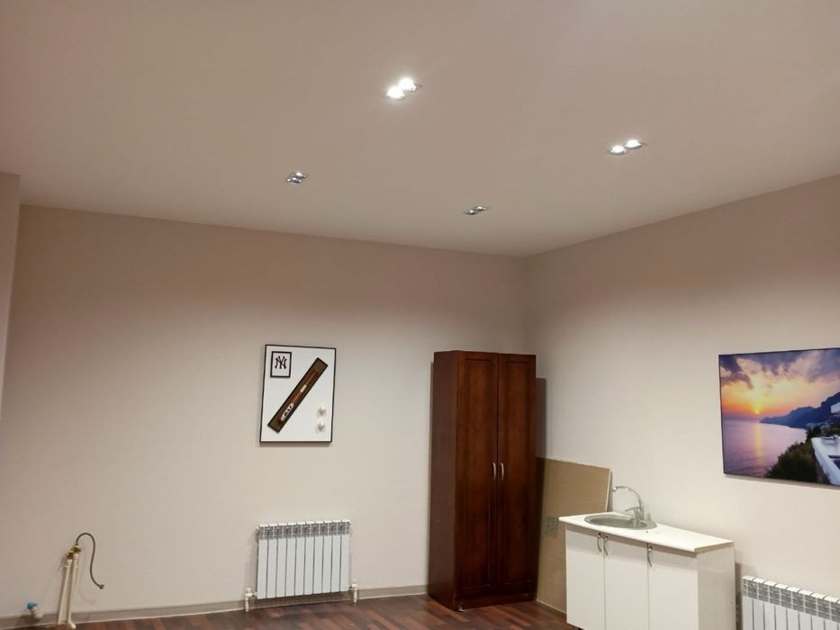 Сдаётся в аренду 2-х этажное офисное помещение