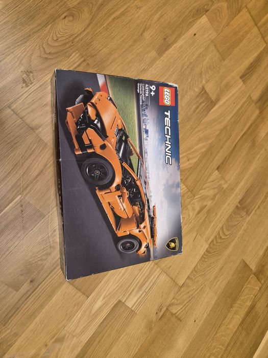 Lego lamborgini новый