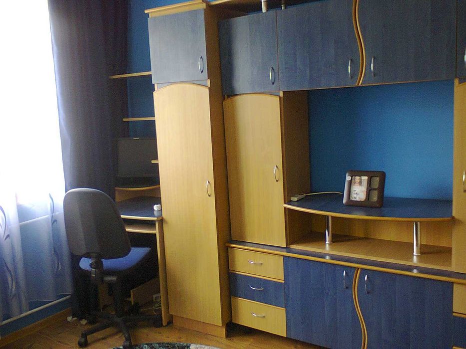 Inchiriere garsoniera zona Far/ Billa pe termen lung.