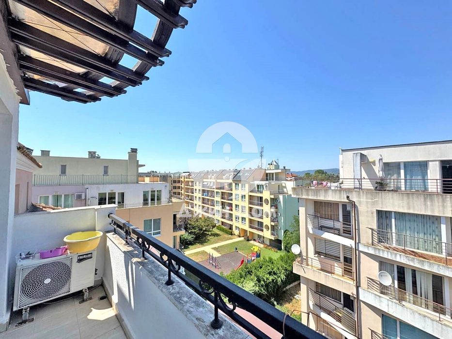 Продава се Двустаен апартамент в к.к. Слънчев бряг - 48 кв.м за 1373 €/кв.м - Снимка #6