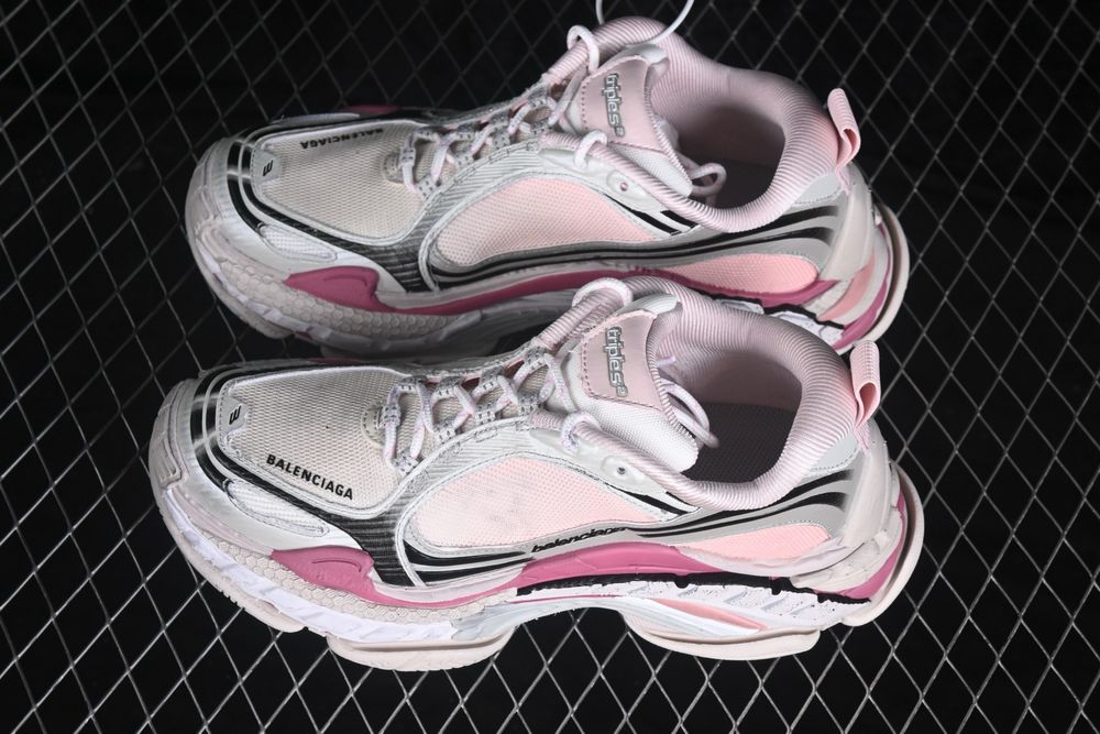 Balenciaga Triple S 2 Gradient Mesh