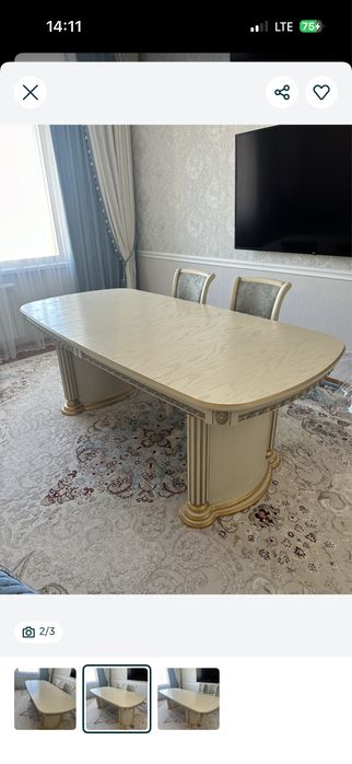 Продам стол без стульев