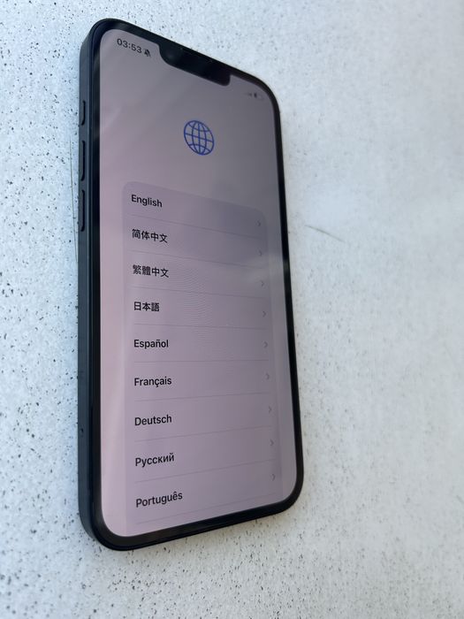 iPhone 16e dezmembrez