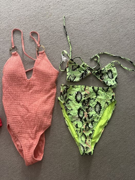 Продам купальники