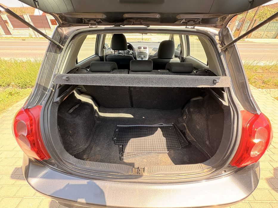 Toyota Auris 2008 - NEGOCIABIL