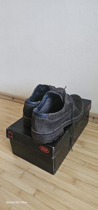 Pantofi barbati marimea 40