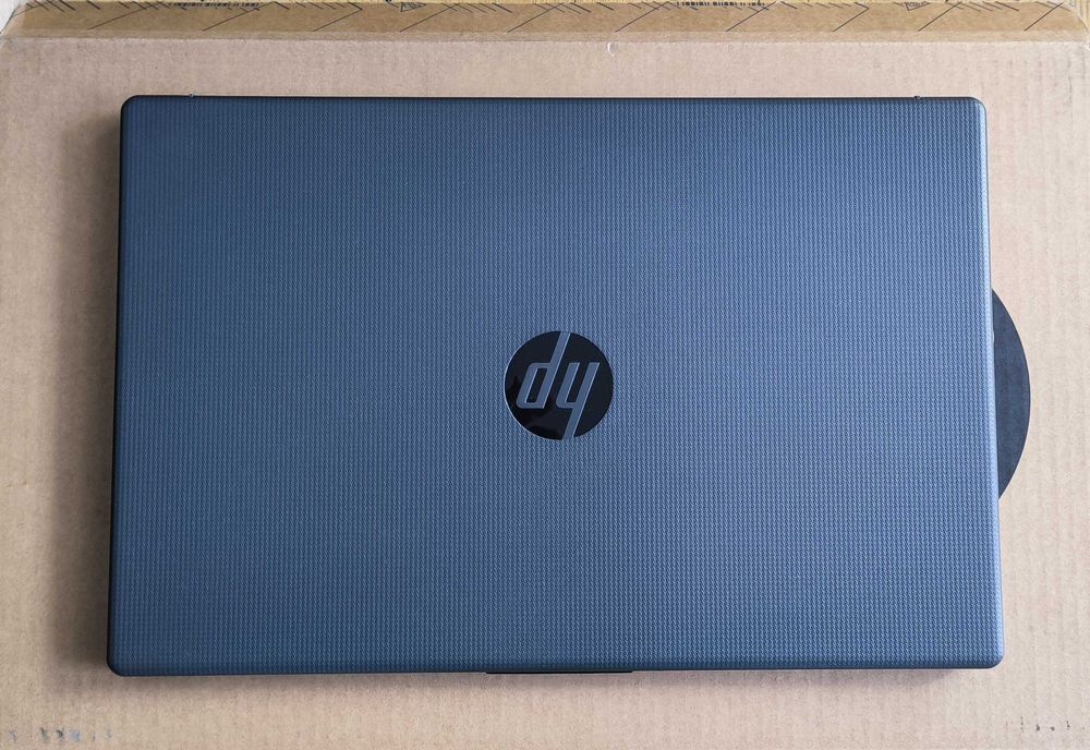 Laptop HP 255R G10 Ryzen 5, 16GB, 512GB