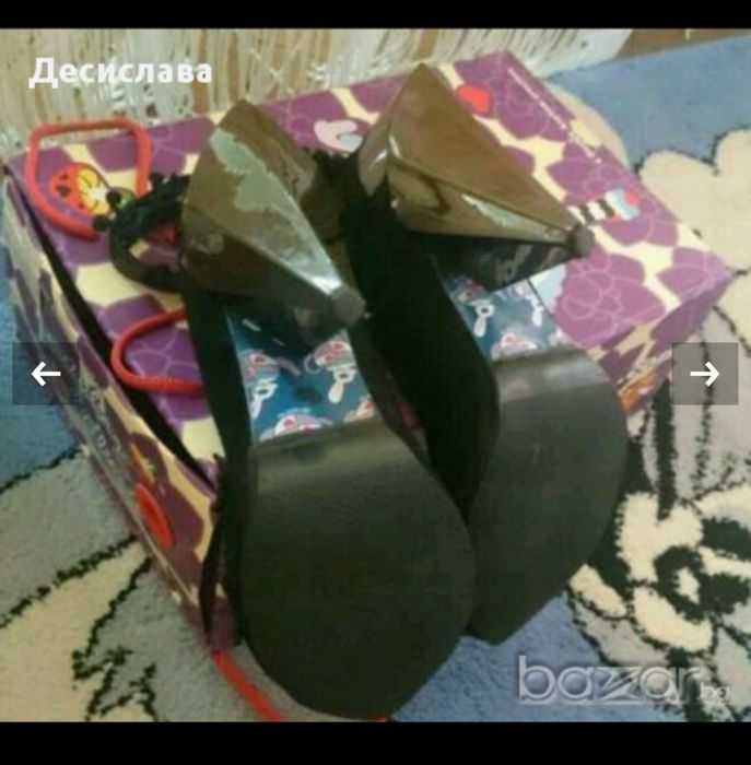 Обувки с диамантен ток Irregular choice