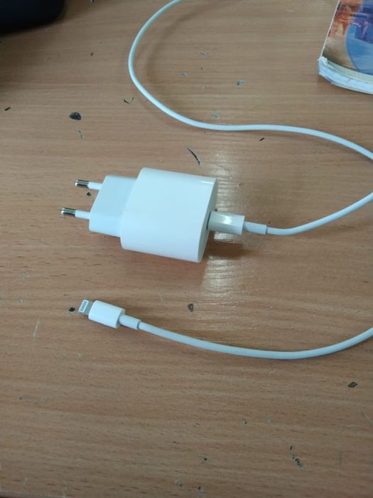 Айфон 8 акб 100%.  256 гб