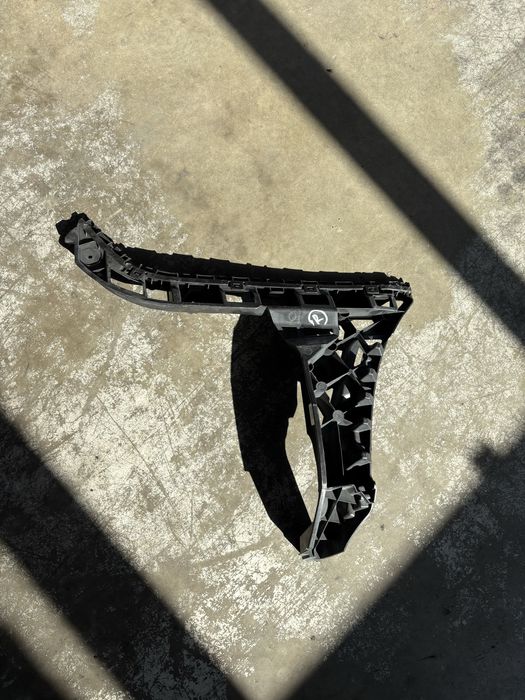 заден десен водач на бронята за vw jetta 4