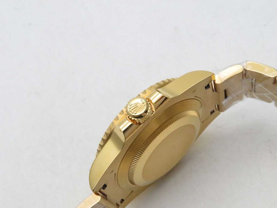 Rolex Submariner 116618LN Yellow Gold – Черен циферблат, керамичен безел, автоматичен – реални снимки