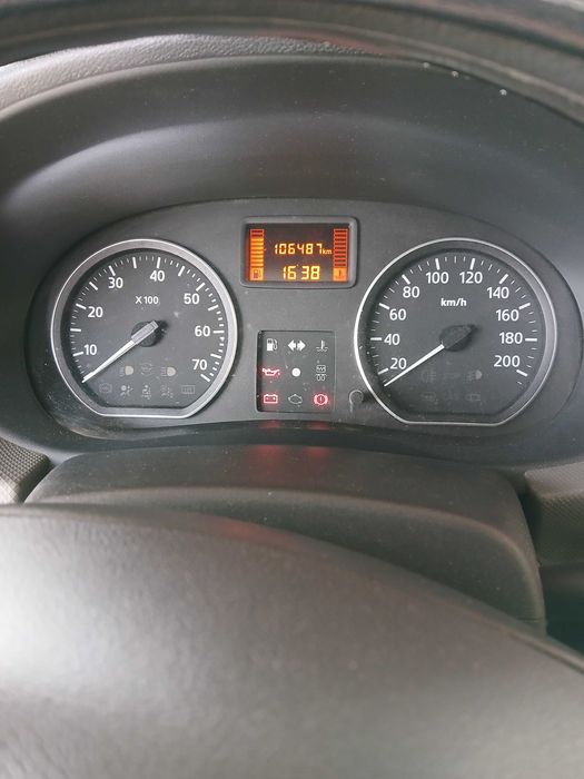 Sandero 1.4 din 2010, benzina, 107000km, inmatriculata