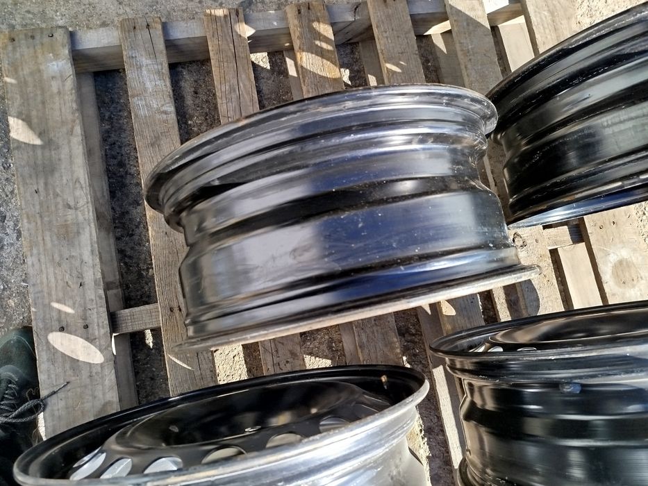 16 цола 5 х 112 мм Фолксваген Пасат - 6,5 инча / ЕТ 41