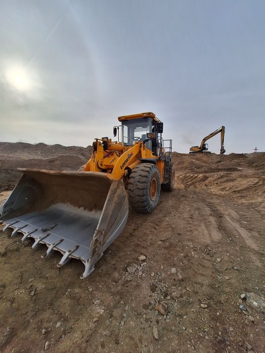 Sotiladi pogruzchik longking