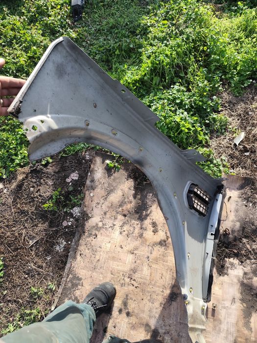 Ляв и Десен калник -Range Rover Discovery 3 -2008г