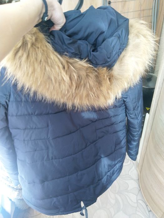 Продам зимнюю курточку